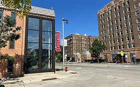 Ambassador Inn
